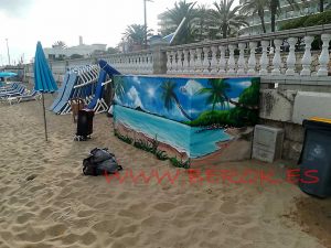 Graffiti Playa Sitges 300x100000